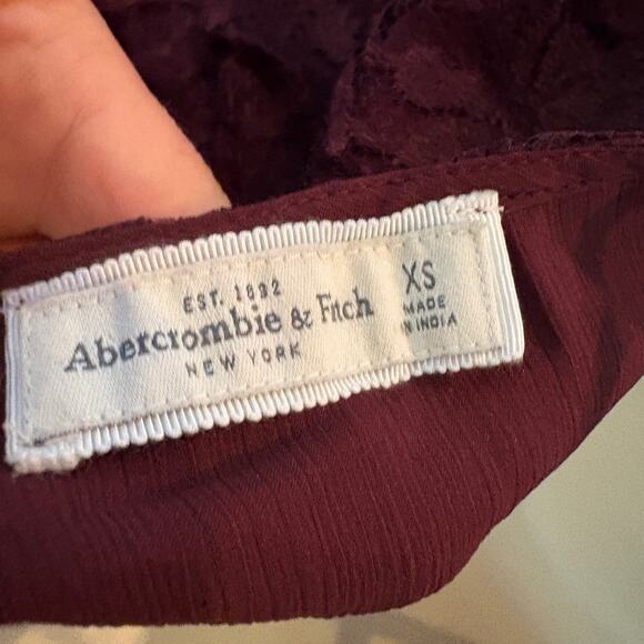 Abercrombie & Fitch Strappy Tank Cami Lace Top Cranberry Casual - XS - Picture 6 of 6